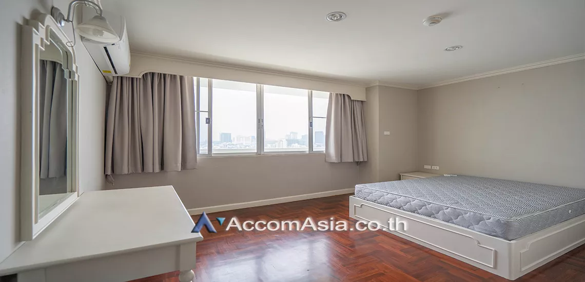 6  3 br Apartment For Rent in Sukhumvit ,Bangkok BTS Ekkamai at Ideal Place For Big Famlilies AA24554