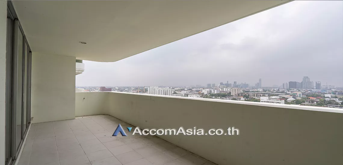 4  3 br Apartment For Rent in Sukhumvit ,Bangkok BTS Ekkamai at Ideal Place For Big Famlilies AA24554