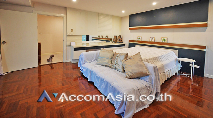 7  3 br Condominium For Sale in Sukhumvit ,Bangkok BTS Ekkamai at Phatssana Gardens AA24567