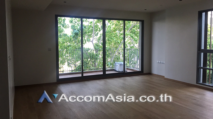 unit 2 Bedrooms  Condominium For Rent & Sale in Sathorn, Bangkok  near MRT Lumphini (AA24582)