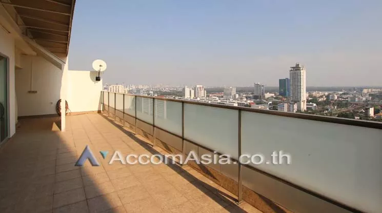  Baan Nonzee Condominium  3 Bedroom for Rent BRT Thanon Chan in Sathorn Bangkok