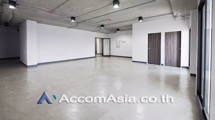 4  Office Space For Rent in Sukhumvit ,Bangkok BTS Thong Lo at 111 We space AA24606