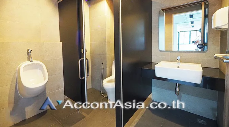  1  Office Space For Rent in Sukhumvit ,Bangkok BTS Thong Lo at 111 We space AA24607
