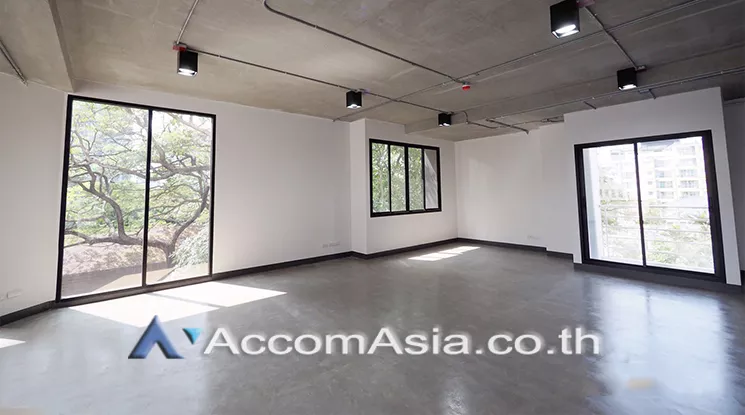 1  Office Space For Rent in Sukhumvit ,Bangkok BTS Thong Lo at 111 We space AA24607