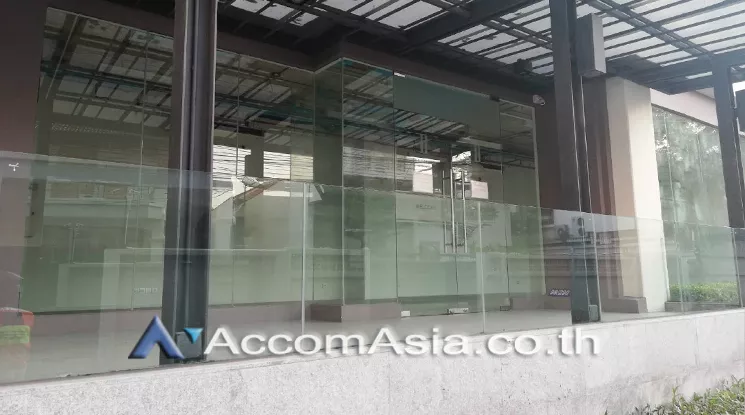 5  Retail / Showroom For Rent in Sukhumvit ,Bangkok BTS Phrom Phong AA24617