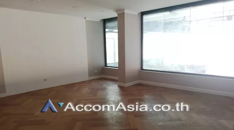 5  Retail / Showroom For Rent in Sukhumvit ,Bangkok BTS Phrom Phong at Retail Space for RENT AA24619