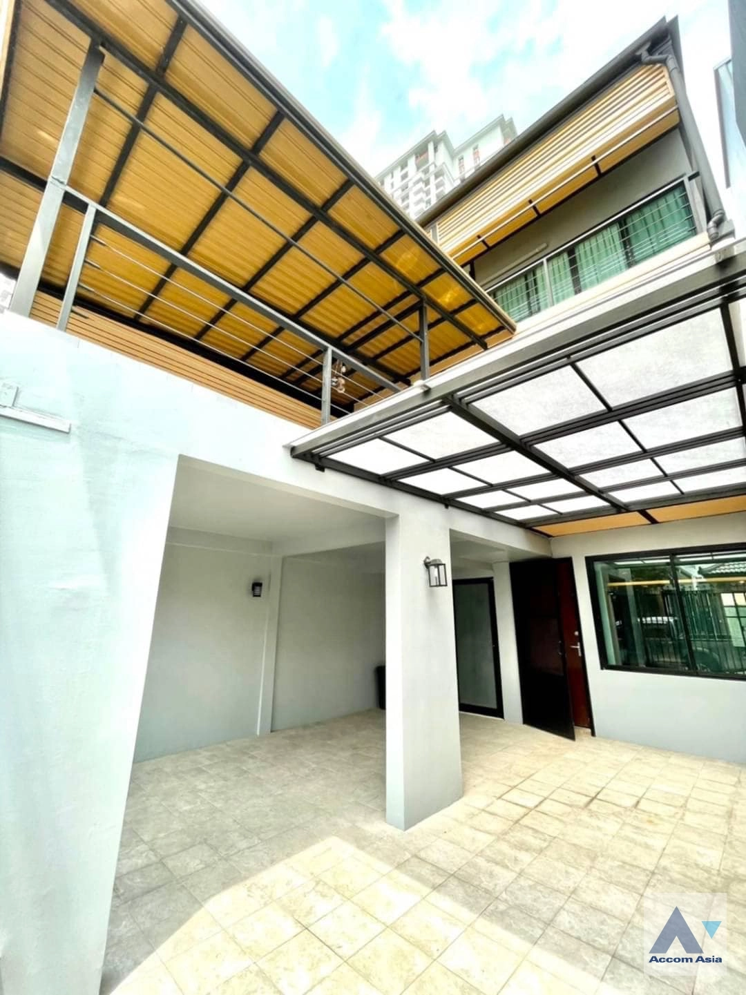  1  4 br House For Rent in sukhumvit ,Bangkok BTS Thong Lo AA24620