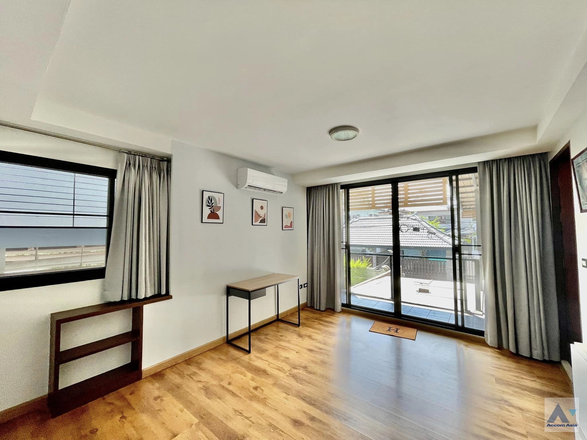 8  4 br House for rent and sale in Sukhumvit ,Bangkok BTS Thong Lo AA24620