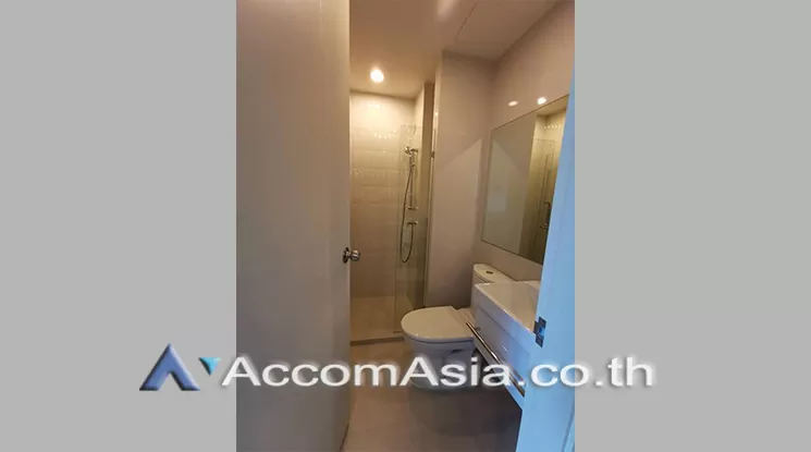 6  2 br Condominium For Rent in Ratchadapisek ,Bangkok BTS Asok at Life Asoke AA24622