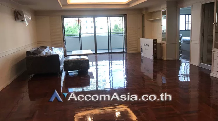  1  3 br Apartment For Rent in Sukhumvit ,Bangkok BTS Phrom Phong at Newly renovated AA24638