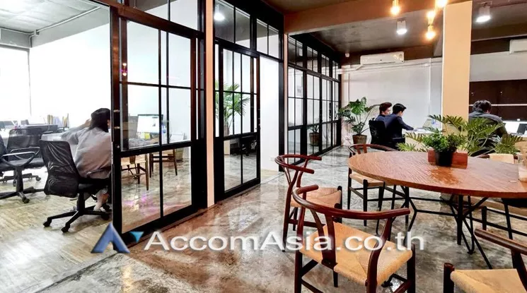  Office space For Rent in Sukhumvit, Bangkok  near BTS Asok - MRT Sukhumvit (AA24651)