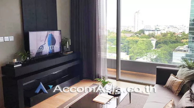  1 Bedroom  Condominium For Rent & Sale in Silom, Bangkok  near MRT Lumphini (AA24658)