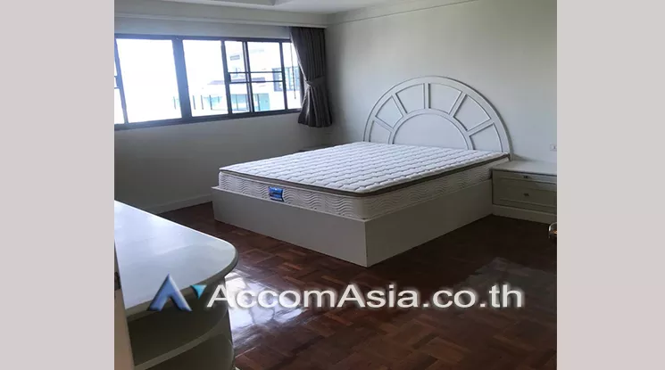 6  2 br Apartment For Rent in Sukhumvit ,Bangkok BTS Phrom Phong at Low-rise apartment, Walk 400m to BTS AA24659