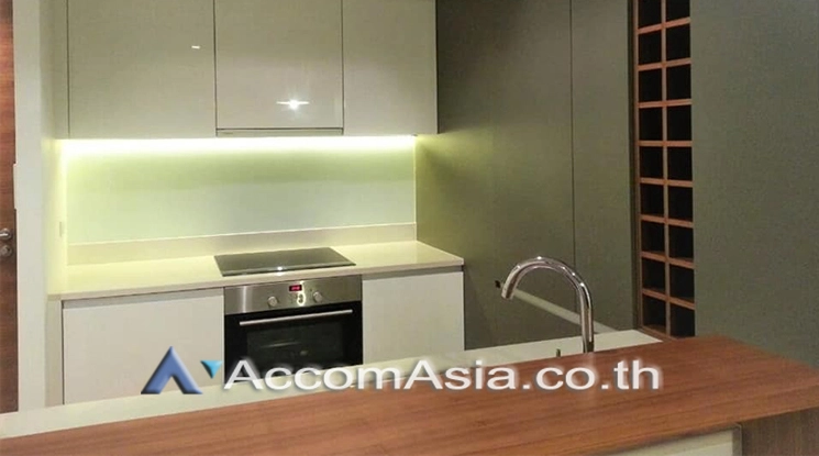  1  3 br Condominium For Sale in Charoen Nakhon ,Bangkok BTS Krung Thon Buri at The River Condominium AA24660