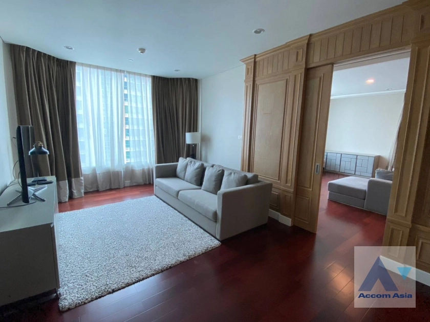  2  3 br Condominium For Rent in Ploenchit ,Bangkok BTS Chitlom at The Park Chidlom AA24662