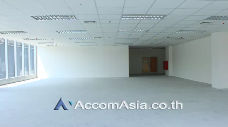 6  Office Space For Rent in Sukhumvit ,Bangkok BTS Phra khanong at Summer Hub AA24663