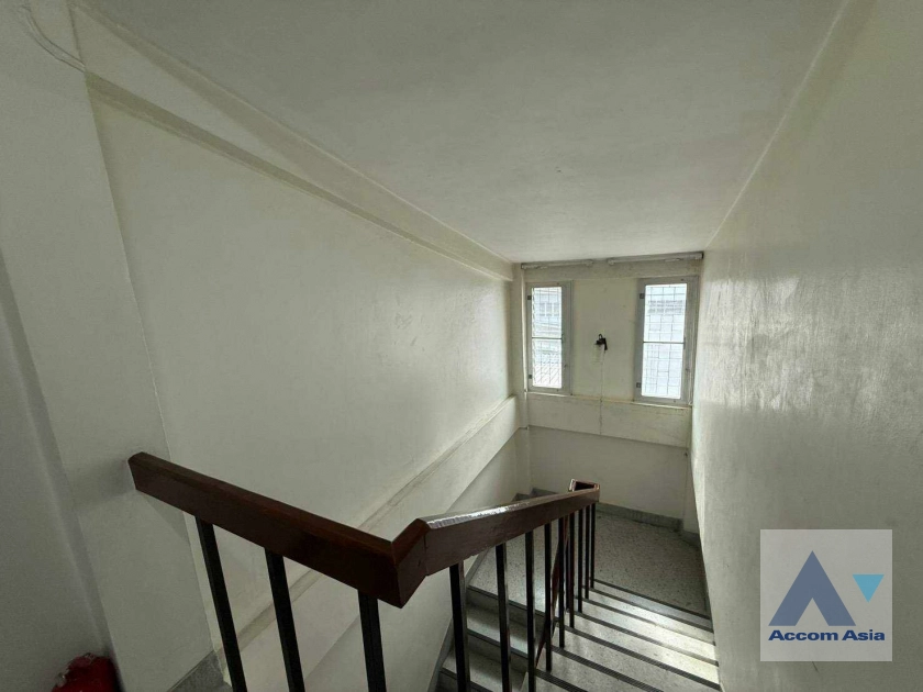 5  5 br Townhouse for rent and sale in Sukhumvit ,Bangkok BTS Ekkamai AA24676