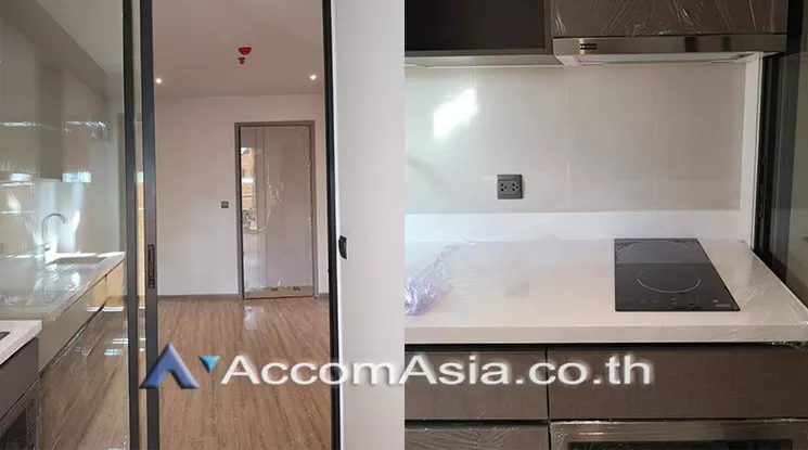  1 Bedroom  Condominium For Sale in Sukhumvit, Bangkok  near BTS Ekkamai (AA24681)
