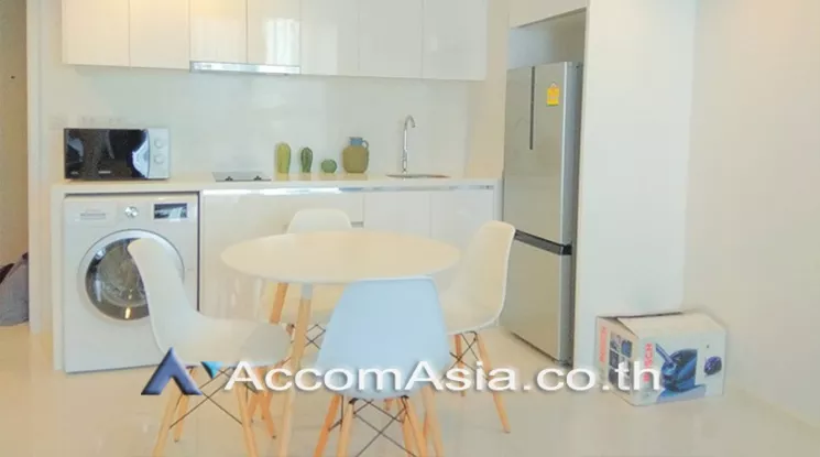  2 Bedrooms  Condominium For Rent in Sathorn, Bangkok  near BTS Chong Nonsi - BRT Arkhan Songkhro (AA24685)