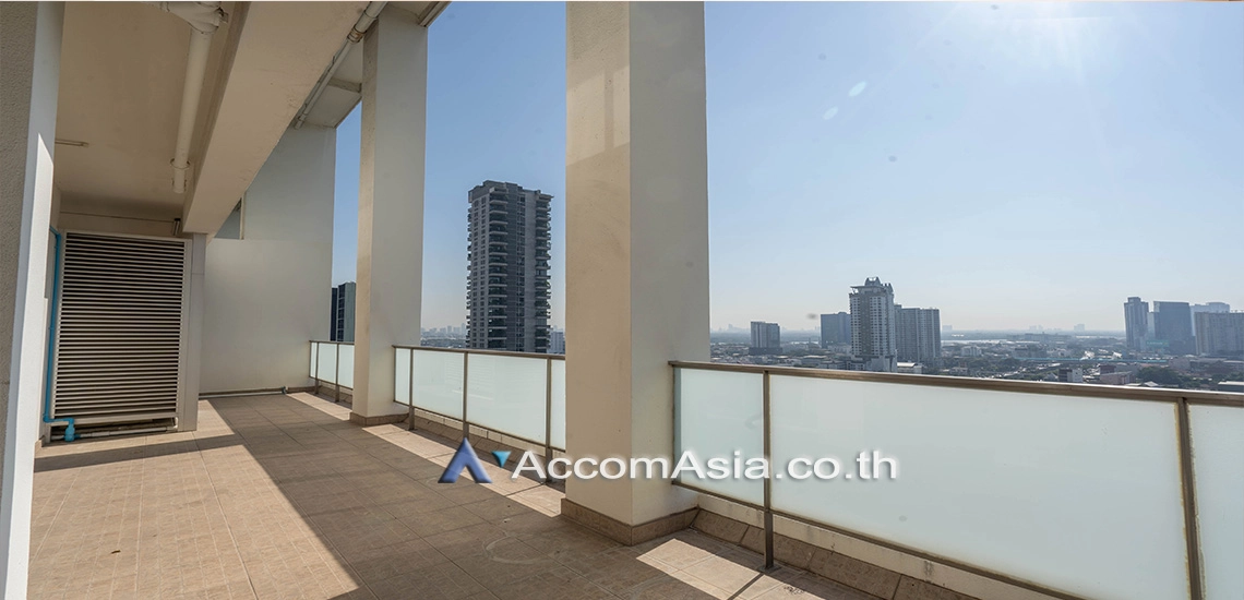Duplex Condo |  3 Bedrooms  Condominium For Rent in Sathorn, Bangkok  near BRT Thanon Chan (20185)