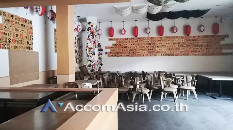  1  Retail / Showroom For Rent in Sukhumvit ,Bangkok BTS Thong Lo at Retail Space for RENT AA24686