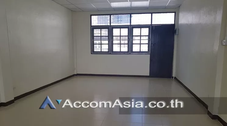 4  3 br Shophouse For Rent in Sathorn ,Bangkok  AA24690