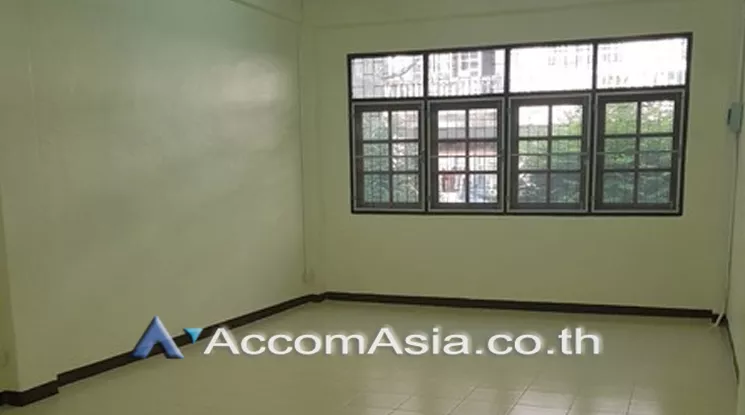 6  3 br Shophouse For Rent in Sathorn ,Bangkok  AA24690
