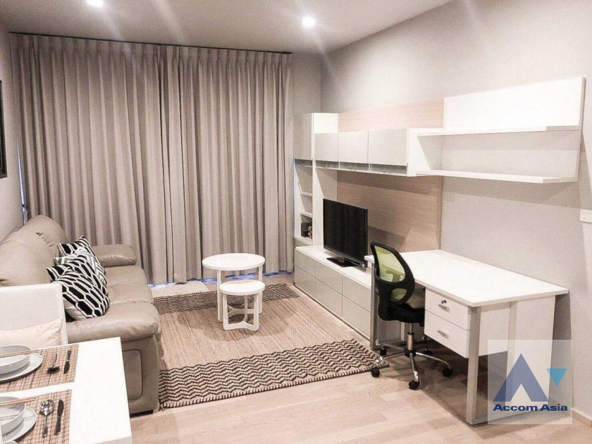 unit 1 Bedroom  Condominium For Rent & Sale in Sukhumvit, Bangkok  near BTS Phrom Phong (AA24694)