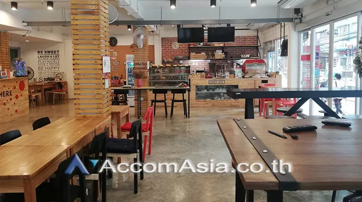 unit Retail / showroom For Rent in Sukhumvit, Bangkok  near BTS Asok (AA24702)