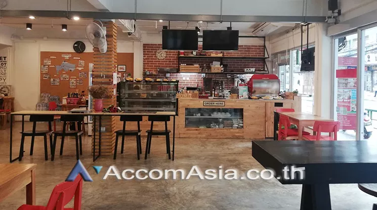  1  Retail / Showroom For Rent in Sukhumvit ,Bangkok BTS Asok AA24702