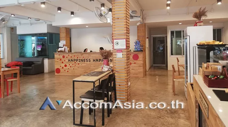 5  Retail / Showroom For Rent in sukhumvit ,Bangkok BTS Asok AA24702