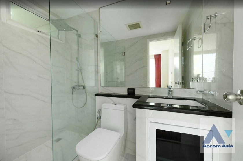 22  3 br Condominium For Sale in Sukhumvit ,Bangkok BTS Ekkamai at Fullerton Sukhumvit AA24711