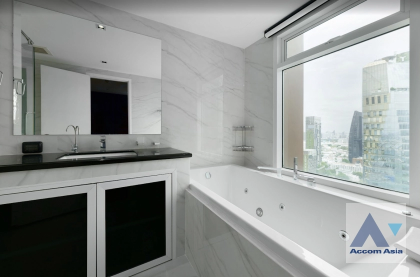 13  3 br Condominium For Sale in Sukhumvit ,Bangkok BTS Ekkamai at Fullerton Sukhumvit AA24711