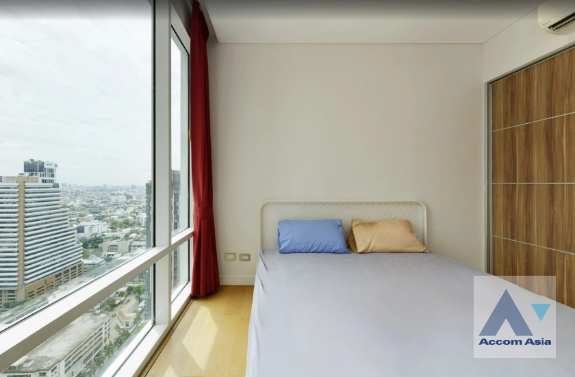 20  3 br Condominium For Sale in Sukhumvit ,Bangkok BTS Ekkamai at Fullerton Sukhumvit AA24711