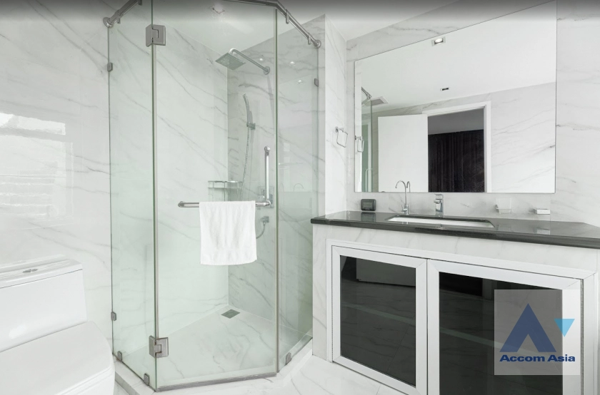 12  3 br Condominium For Sale in Sukhumvit ,Bangkok BTS Ekkamai at Fullerton Sukhumvit AA24711