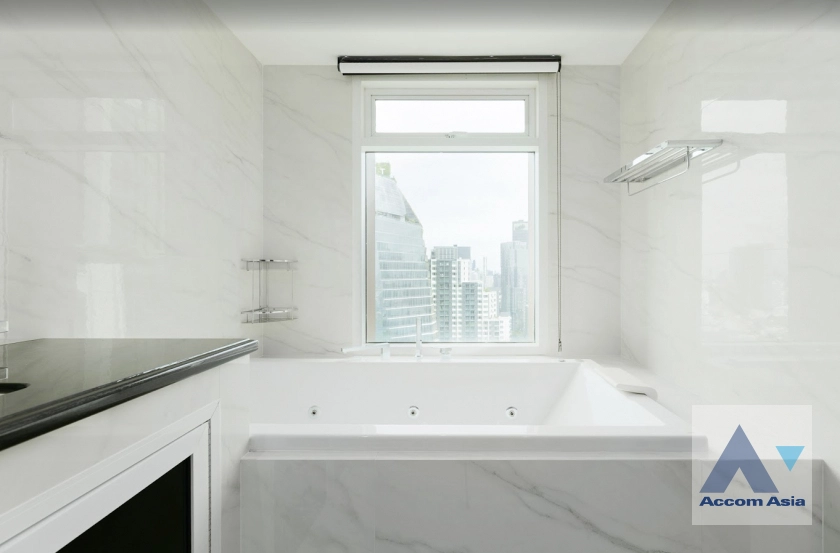 14  3 br Condominium For Sale in Sukhumvit ,Bangkok BTS Ekkamai at Fullerton Sukhumvit AA24711