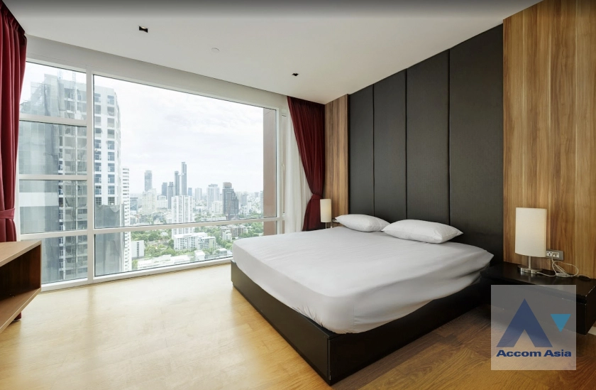 10  3 br Condominium For Sale in Sukhumvit ,Bangkok BTS Ekkamai at Fullerton Sukhumvit AA24711