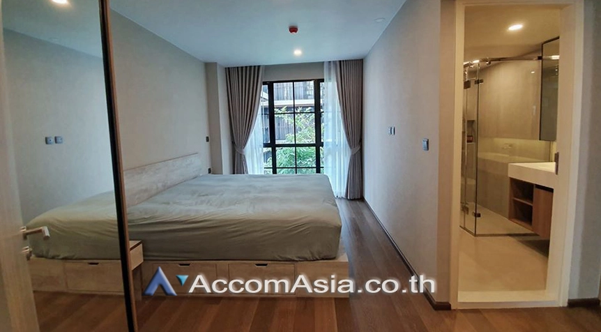 5  2 br Condominium For Sale in Ploenchit ,Bangkok BTS Chitlom at Na Vara Residence AA24763