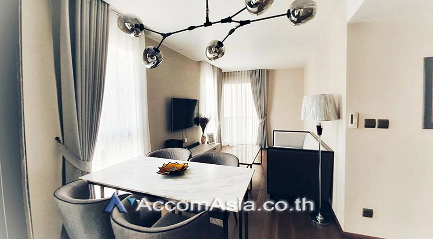 Na Vara Residence Condominium  2 Bedroom for Sale BTS Chitlom in Ploenchit Bangkok