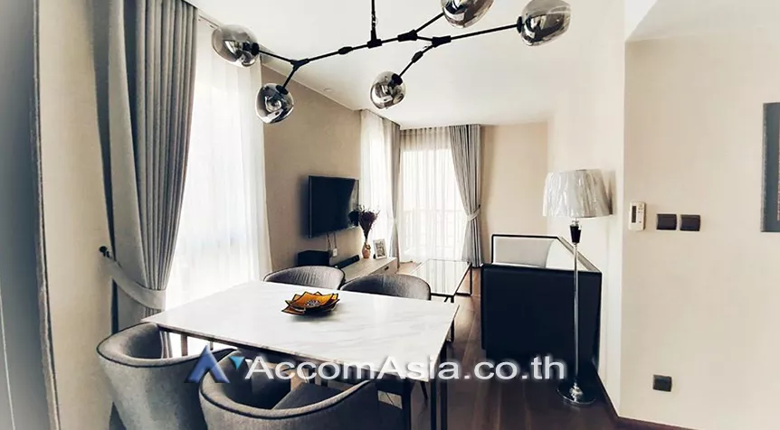 Na Vara Residence Condominium  2 Bedroom for Sale & Rent BTS Chitlom in Ploenchit Bangkok