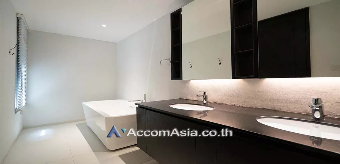 13  3 br Apartment For Rent in Sukhumvit ,Bangkok BTS Thong Lo at Modern style AA24765