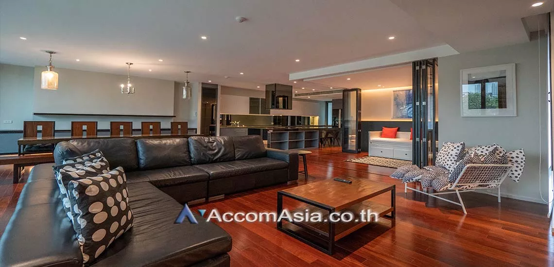 Big Balcony, Pet friendly |  3 Bedrooms  Apartment For Rent in Sukhumvit, Bangkok  near BTS Thong Lo (AA24765)