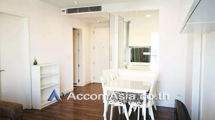  2 Bedrooms  Condominium For Rent in Sukhumvit, Bangkok  near BTS Punnawithi (AA24767)
