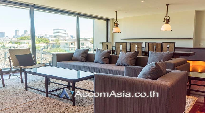 Big Balcony, Pet friendly |  Modern style Apartment  3 Bedroom for Rent BTS Thong Lo in Sukhumvit Bangkok
