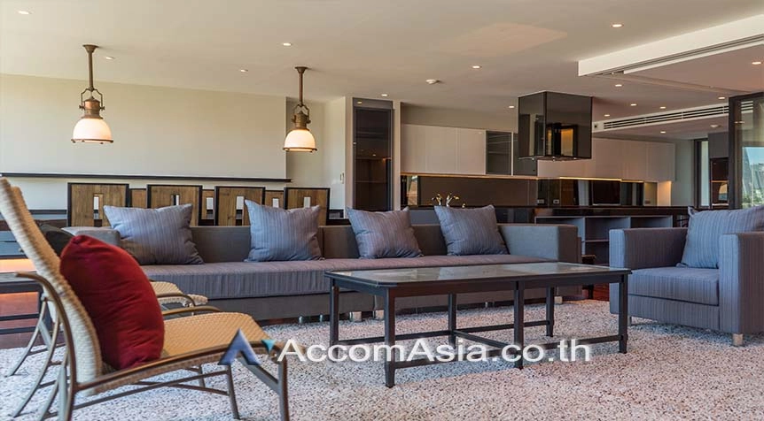  1  3 br Apartment For Rent in Sukhumvit ,Bangkok BTS Thong Lo at Modern style AA24768