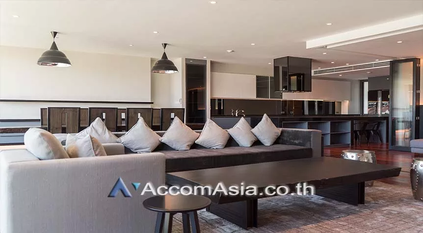 unitBig Balcony, Pet friendly |  3 Bedrooms  Apartment For Rent in Sukhumvit, Bangkok  near BTS Thong Lo (AA24769)