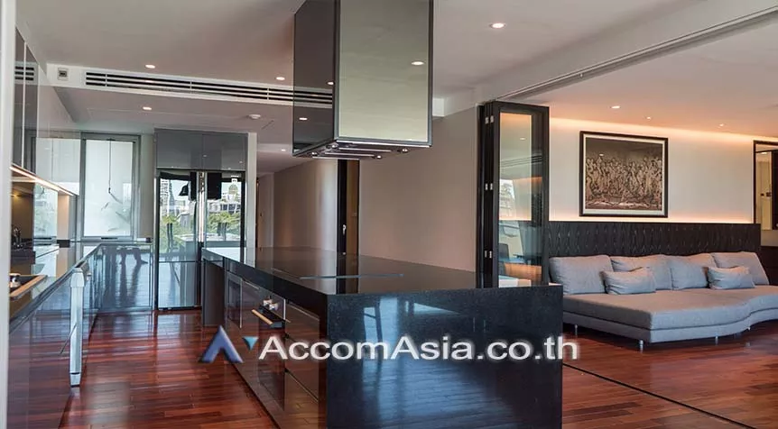 Big Balcony, Pet friendly |  3 Bedrooms  Apartment For Rent in Sukhumvit, Bangkok  near BTS Thong Lo (AA24769)