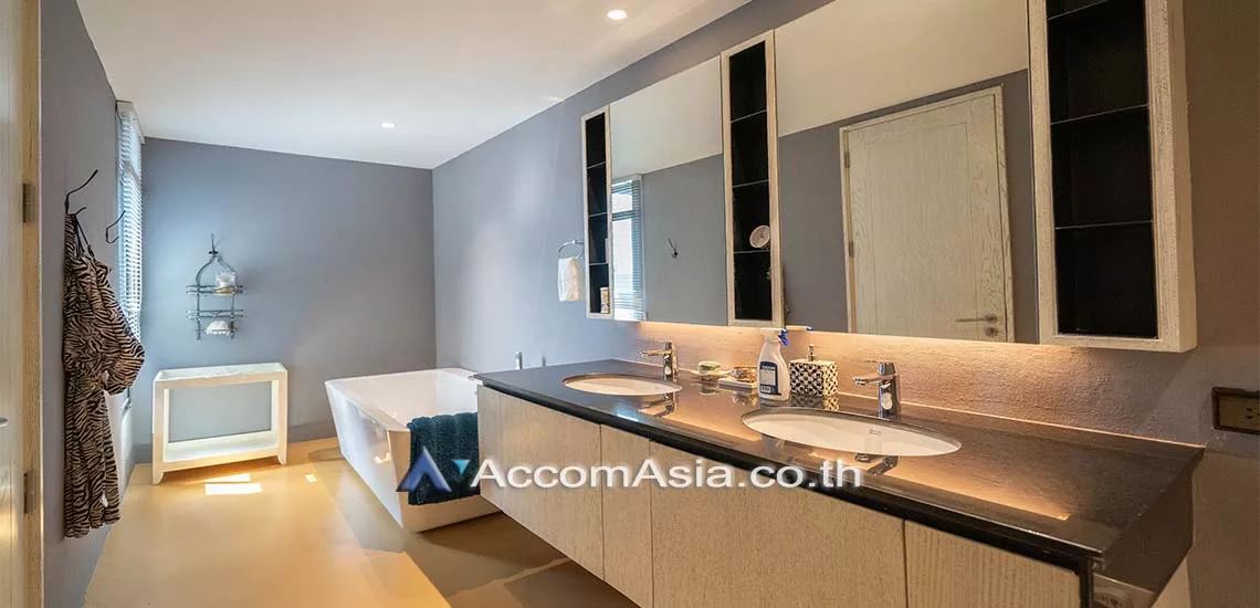 10  3 br Apartment For Rent in Sukhumvit ,Bangkok BTS Thong Lo at Modern style AA24771