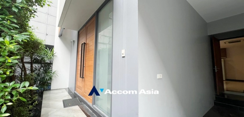 30  4 br House For Rent in Bang Na ,Bangkok BTS Bang Na at House in Compound AA24775