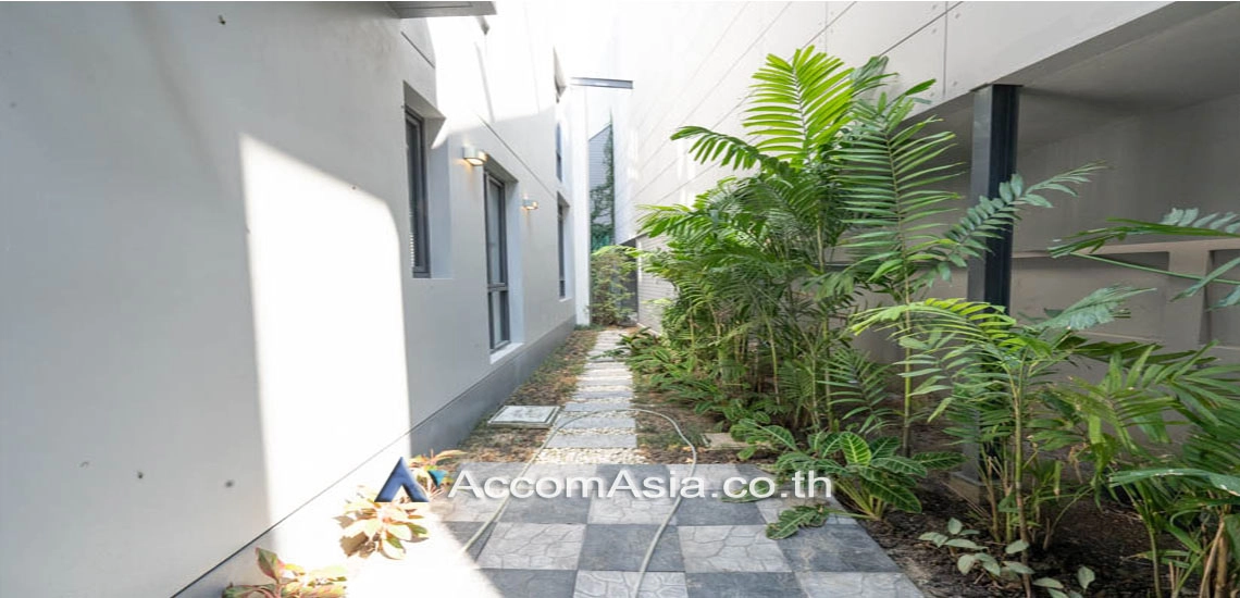 25  4 br House For Rent in Bang Na ,Bangkok BTS Bang Na at House in Compound AA24775